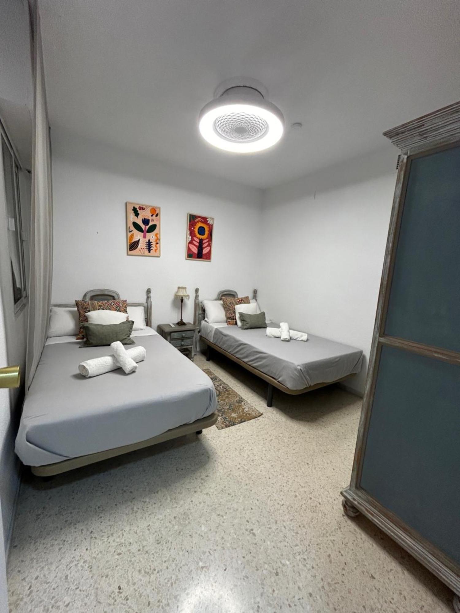 Apartamento Siete De Mayo Kordoba Bagian luar foto